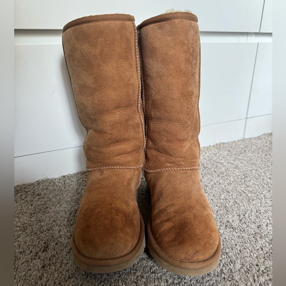 Ugg boots Tall - Picture 2 of 4